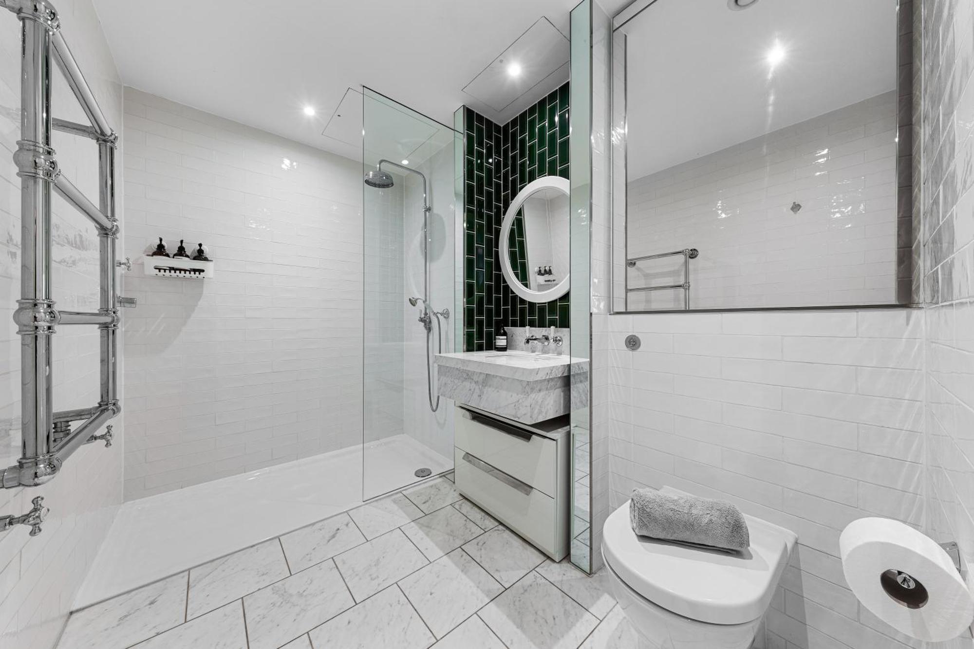 River Panorama Central London 2 Bedroom New Development מראה חיצוני תמונה
